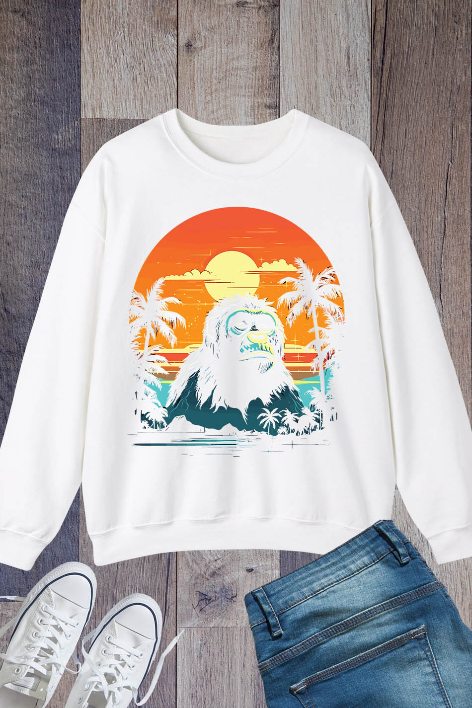 Vintage Retro Gorilla SunseSweatshirt