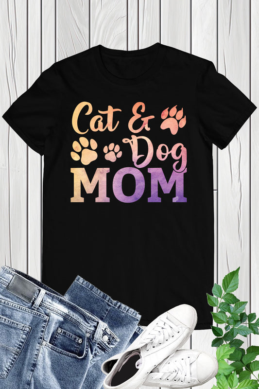 Cute Cat and Dog Mom T-shirt