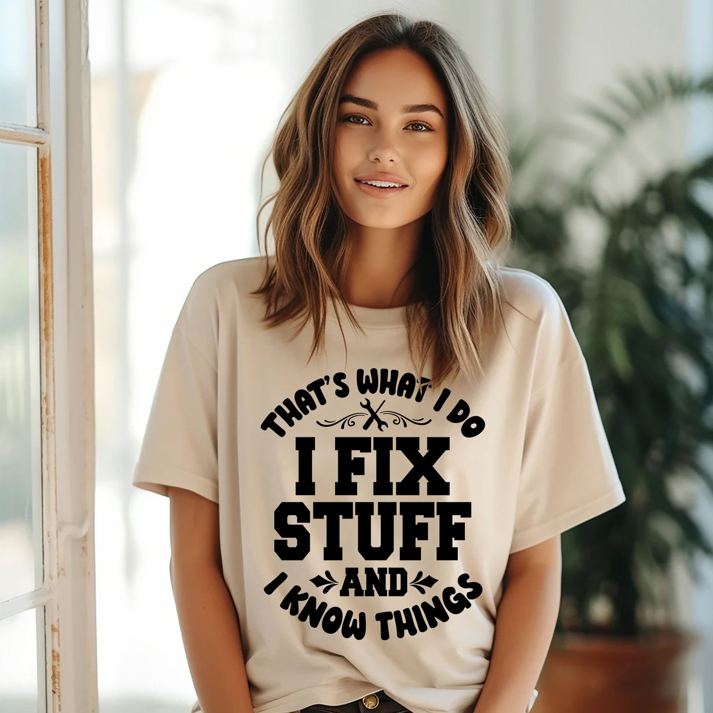 That's What I Do I Fix Stuff And I Know Things Saying Mechanic T Shirt