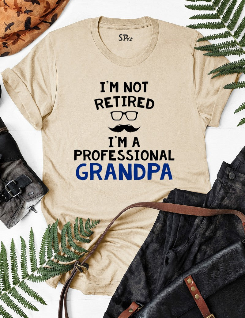 Retired-Professional-Grandpa-T-Shirt-Beige